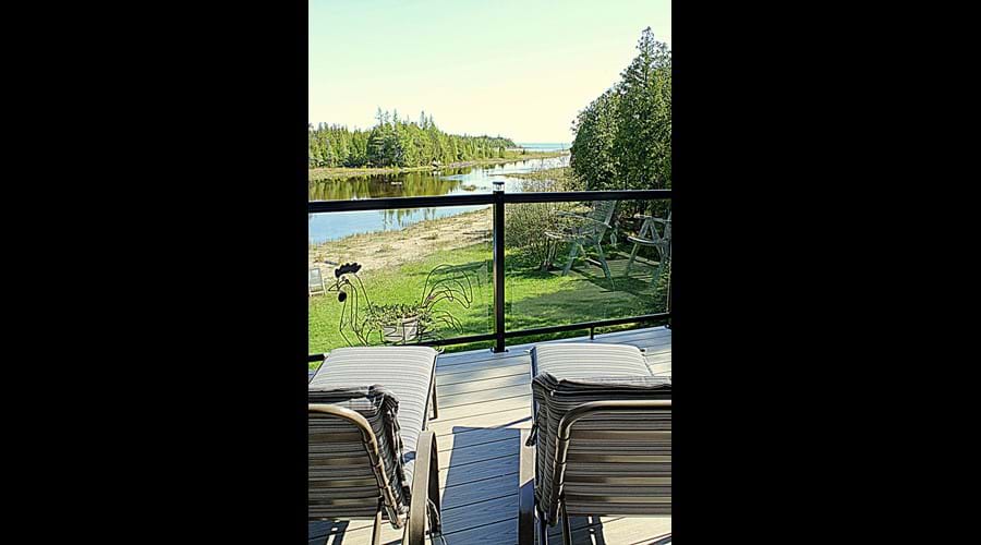 Relax, sit back and enjoy the spectacular view through the new glass railing